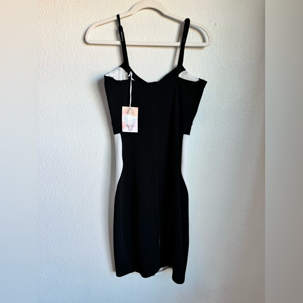 Poetry Bodycon Mini Dress - Picture 2 of 6